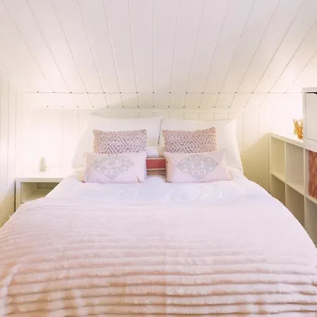 בית נופש Letnisko21- Caloroczny Domek Z Jacuzzi Nowecin