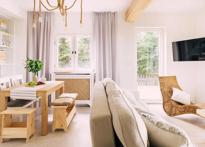 Letnisko21- Caloroczny Domek Z Jacuzzi بيت للعطل *