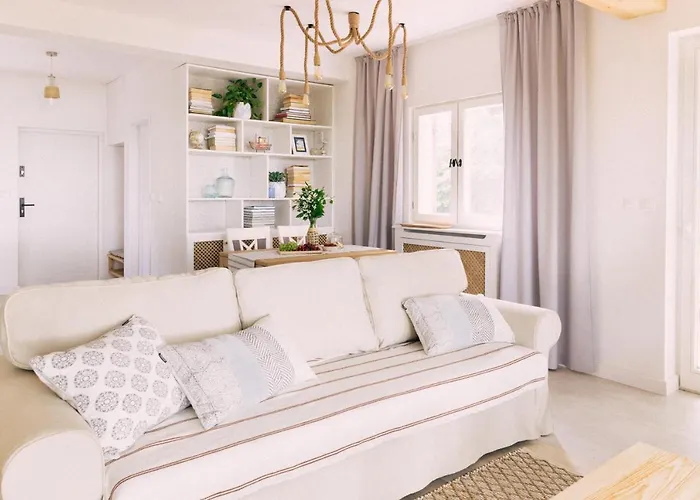 Letnisko21- Caloroczny Domek Z Jacuzzi Nowecin