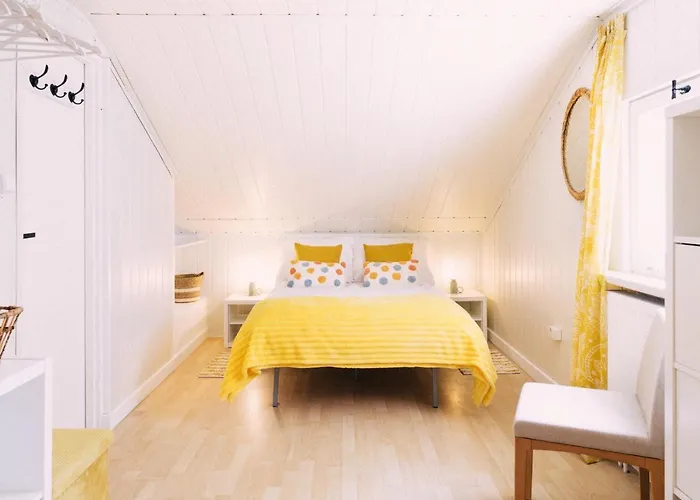 Letnisko21- Caloroczny Domek Z Jacuzzi * Nowecin