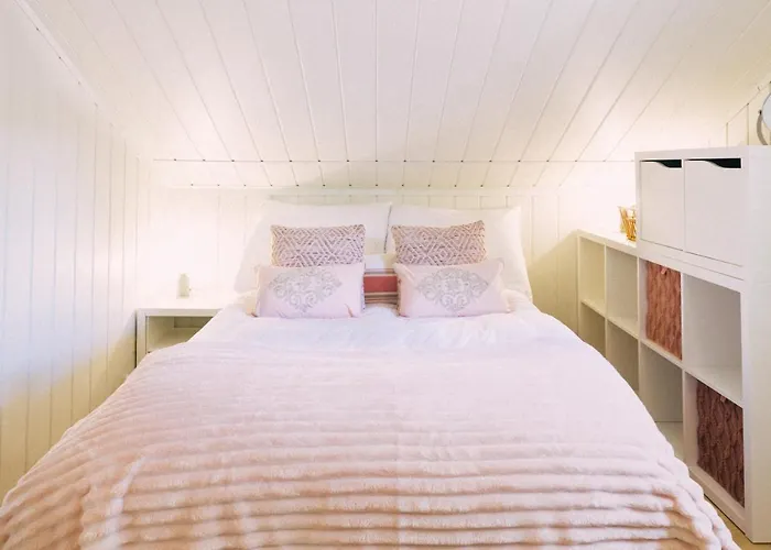 بيت للعطل Letnisko21- Caloroczny Domek Z Jacuzzi Nowecin